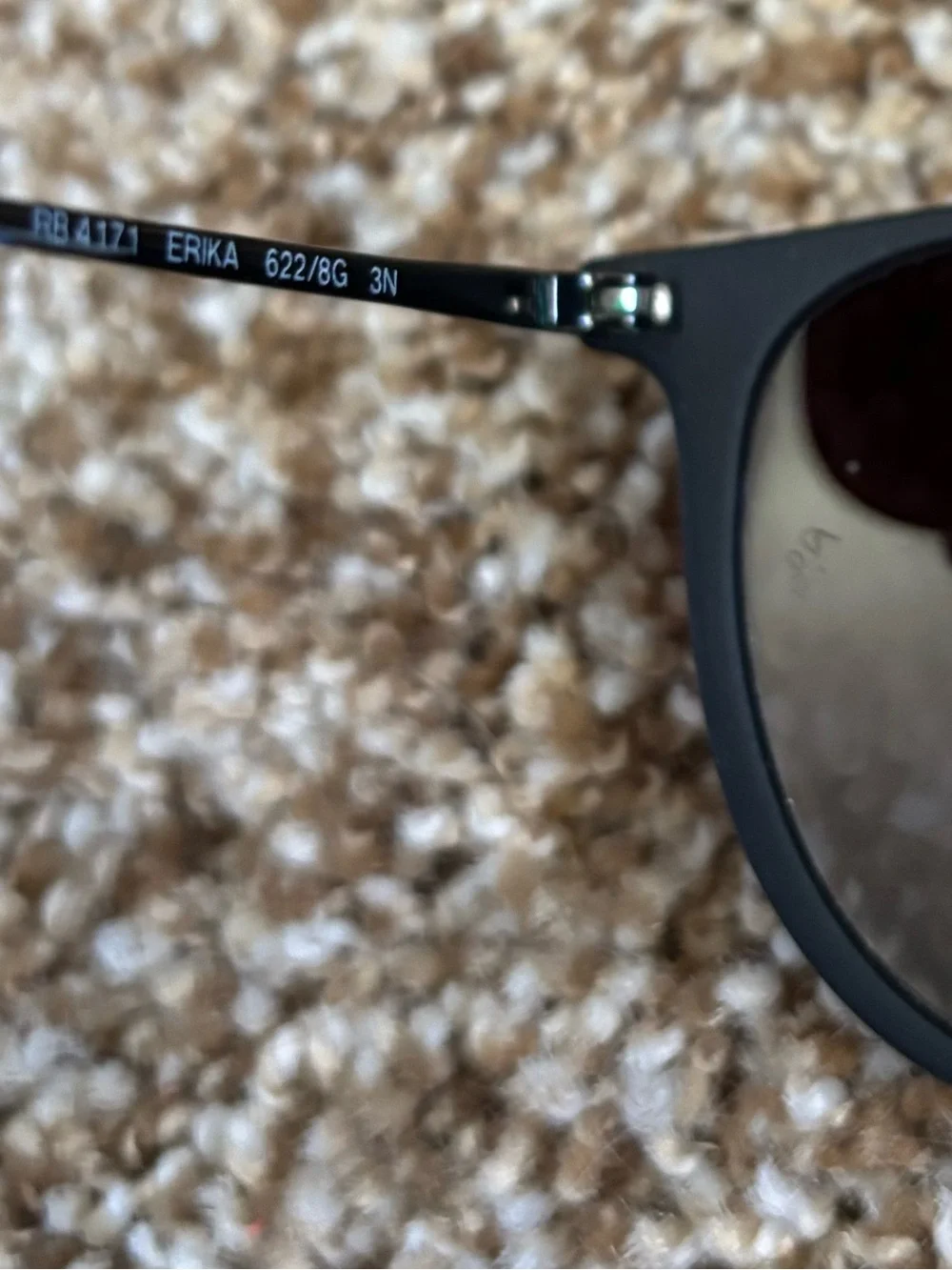 Ray-Ban classic ray